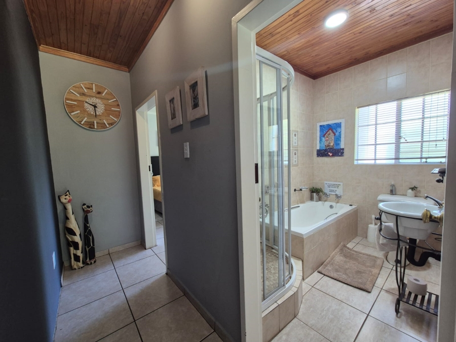 7 Bedroom Property for Sale in Deneysville Free State